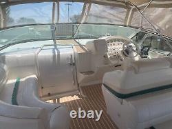 1996 Cruisers Yachts 3375 Esprit Twin Engine w Trailer Private Party Yatch Boat