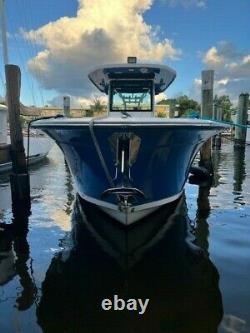 2018 Blackfin 272CC Center Console Fishing Boat Twin-Engine