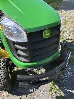 2019 John Deere E130 Lawn Mower Tractor Briggs 22HP Twin Engine Only 16 Hours