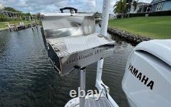 2022 Regal 33 XO 300 HP Twin Outboard Engines 50k In Upgrades Mint Condition