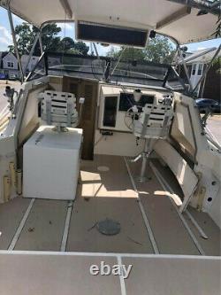 Albemarle 27 Express Sport Fisherman with twin 2002 Volvo engines i/o Duoprop